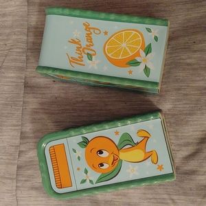 NWT DISNEY PARKS EPCOT 2022 FLOWER & GARDEN ORANGE BIRD SHAKER SET
